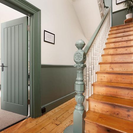 New Luxury For 2024 - Central Plymouth House - Sleeps 10 - Access To Plymouth Town - Close To The Barbican - Pets Welcome - Parking Available - By Luxe Living By Sophia Eksteriør billede