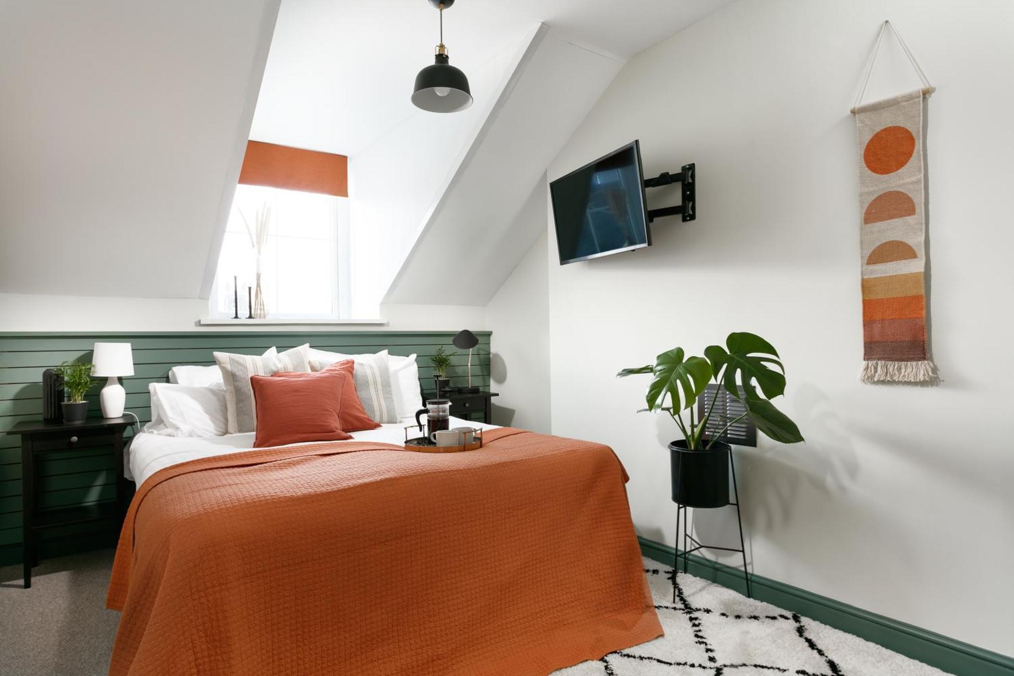 New Luxury For 2024 - Central Plymouth House - Sleeps 10 - Access To Plymouth Town - Close To The Barbican - Pets Welcome - Parking Available - By Luxe Living By Sophia Eksteriør billede